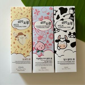 Esfolio Cleansing Foam Skincare